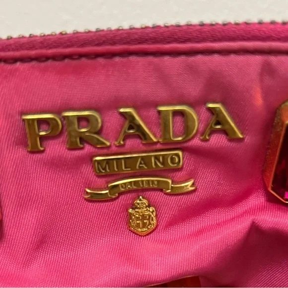 Brand New Authentic Prada Clutch Purse In Bright Pink-Medium Size-Gold Strap - Picture 4 of 5